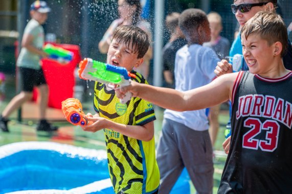Playday0356