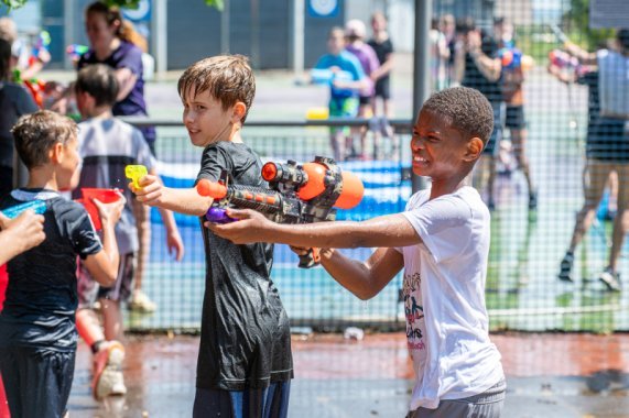 Playday0380